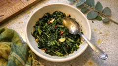 Cicoria Ripassata (Italian Sautéed Chicory) — garlicky chili greens in 20 minutes