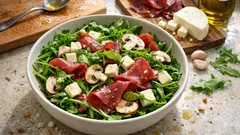 Italian Insalatona in 10 Minutes: Rocket, Bresaola, Mushrooms, and Primosale