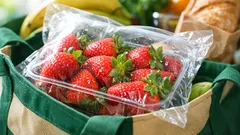The 10-second air-bag trick that keeps strawberries from bruising on the way home